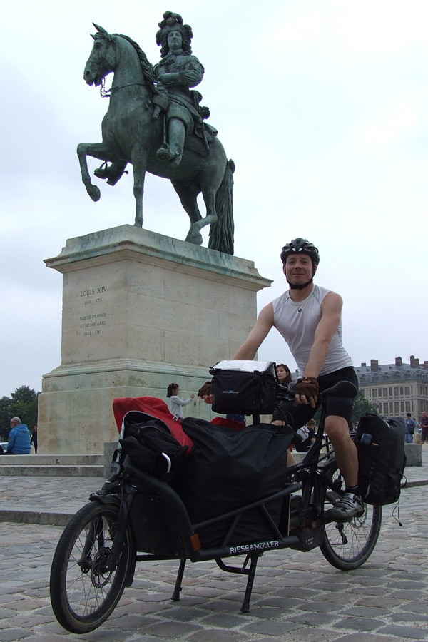 Versailles Louis XIV - Thomas Ernst auf der Tour de Load mit dem Load hybrid von Riese & Müller