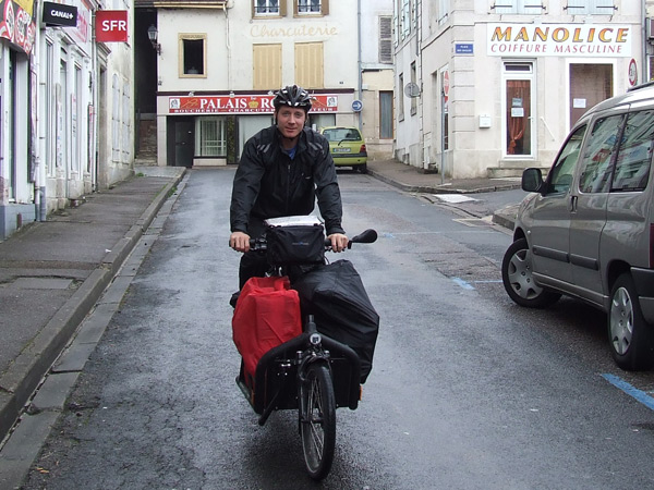 Thomas Ernst unterwegs mit dem Load hybrid in Frankreich